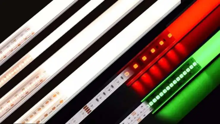 带 LED 灯条的 LED 铝型材